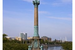 Statue