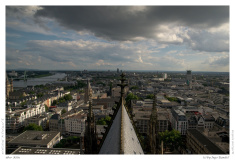 über Köln